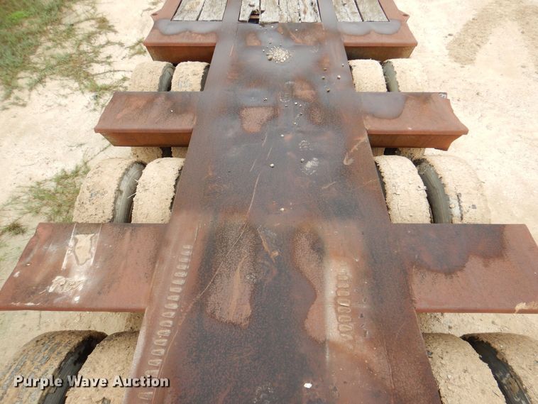 image for item DQ1882 1983 Aztec  oilfield trailer