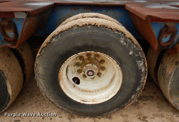 image for item DQ1882 1983 Aztec  oilfield trailer