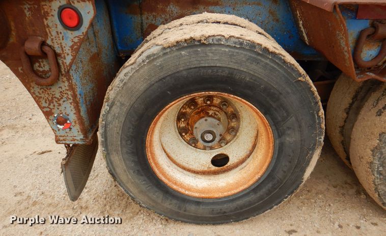 image for item DQ1882 1983 Aztec  oilfield trailer