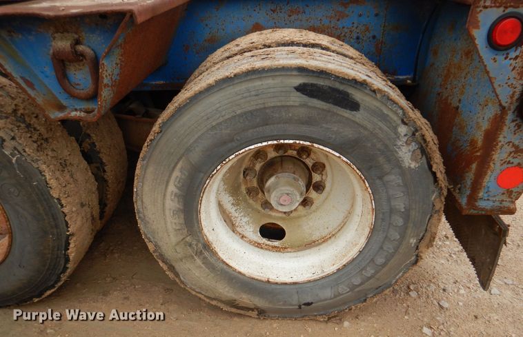 image for item DQ1882 1983 Aztec  oilfield trailer