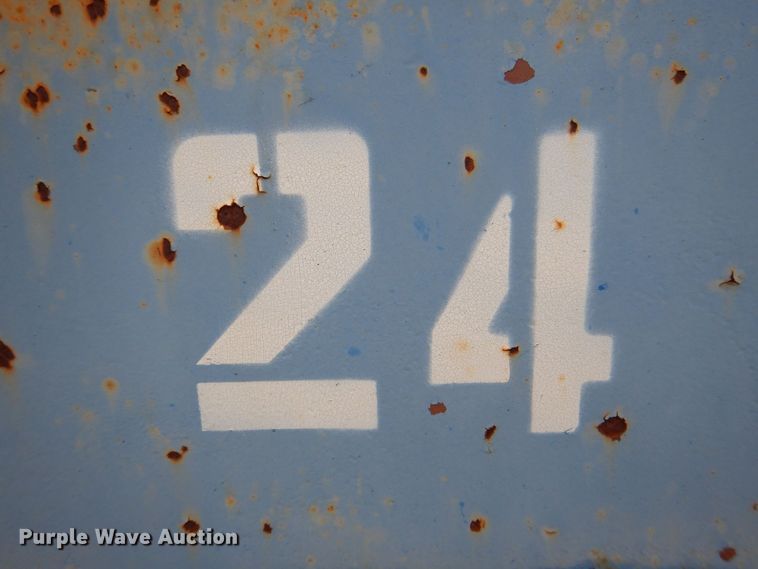 image for item DQ1882 1983 Aztec  oilfield trailer