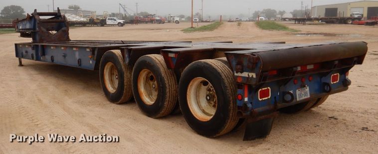 image for item DQ1883 1981 Aztec  oilfield trailer