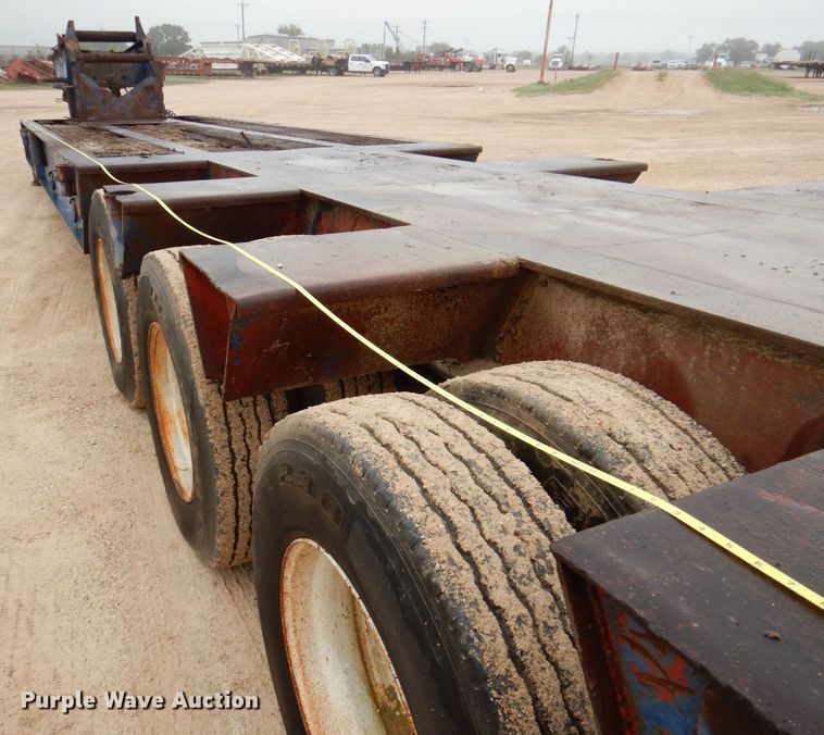 image for item DQ1883 1981 Aztec  oilfield trailer