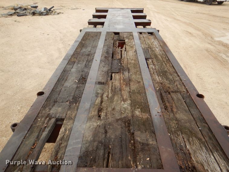 image for item DQ1883 1981 Aztec  oilfield trailer