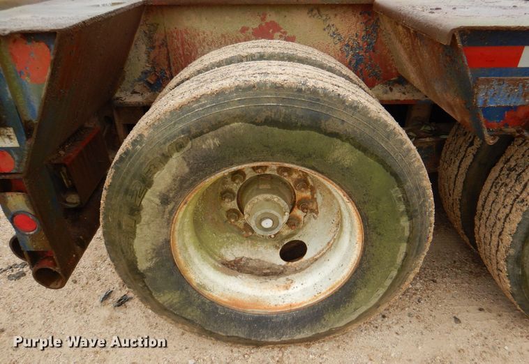 image for item DQ1883 1981 Aztec  oilfield trailer