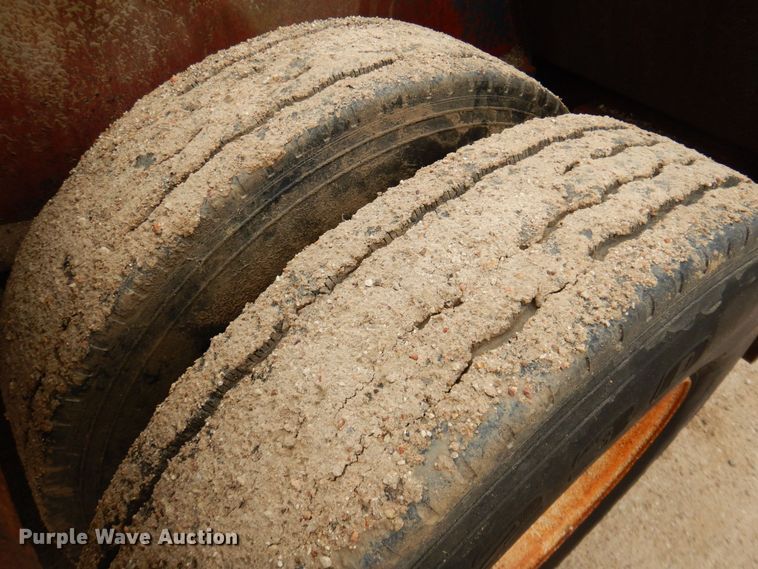 image for item DQ1883 1981 Aztec  oilfield trailer