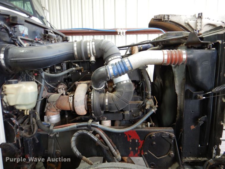 image for item DR2025 1996 Peterbilt 379  semi truck