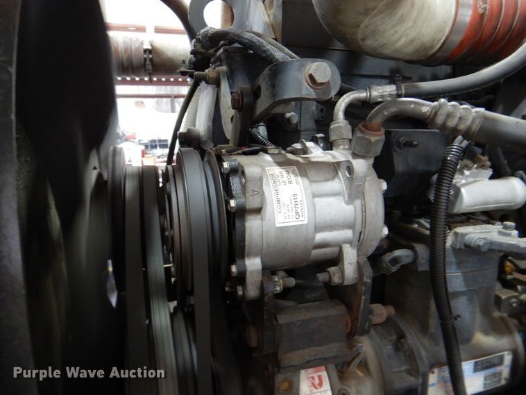 image for item DR2025 1996 Peterbilt 379  semi truck