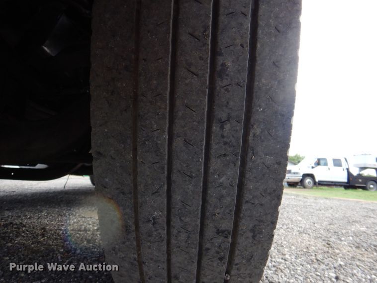 image for item DR2025 1996 Peterbilt 379  semi truck