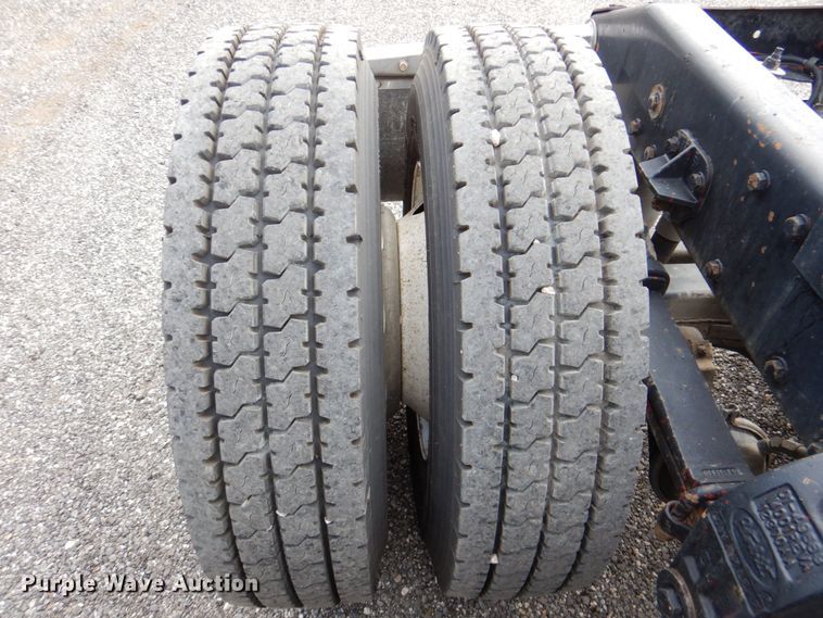 image for item DR2025 1996 Peterbilt 379  semi truck