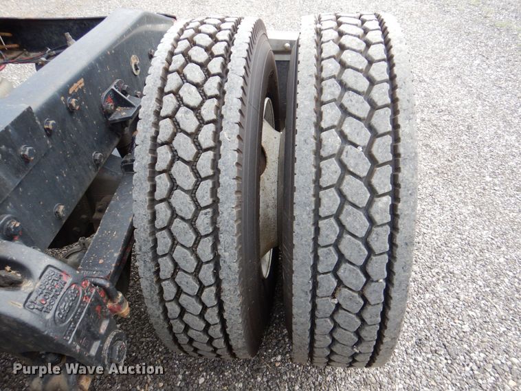 image for item DR2025 1996 Peterbilt 379  semi truck