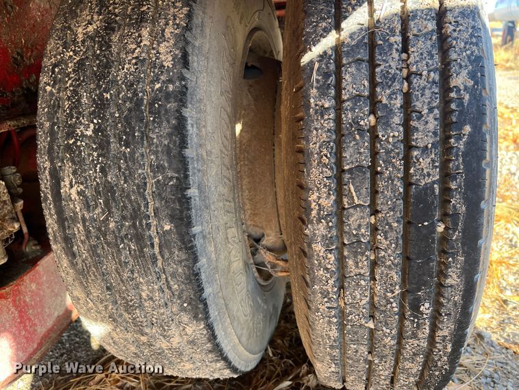 image for item DR7317 1997 Talbert  drop deck trailer