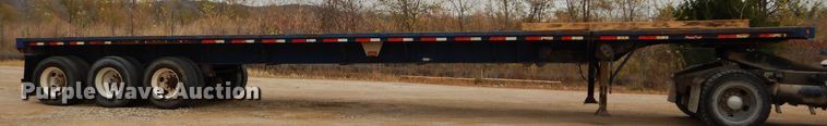 image for item DS6296 2001 Great Dane  extendable flatbed trailer