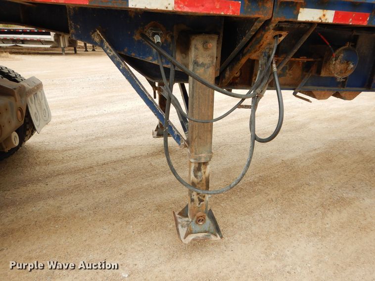 image for item DS6296 2001 Great Dane  extendable flatbed trailer