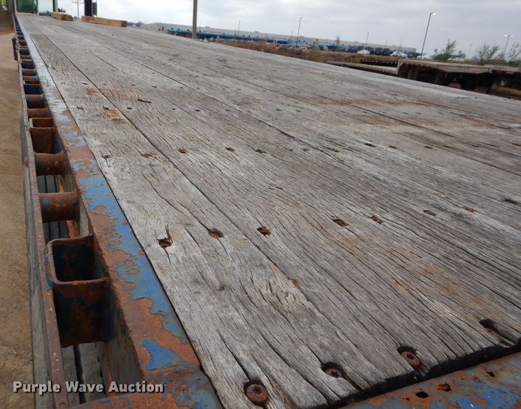 image for item DS6296 2001 Great Dane  extendable flatbed trailer