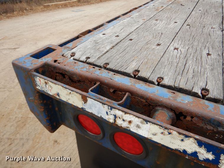 image for item DS6296 2001 Great Dane  extendable flatbed trailer