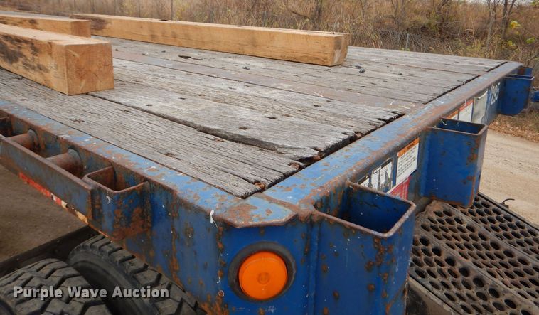 image for item DS6296 2001 Great Dane  extendable flatbed trailer