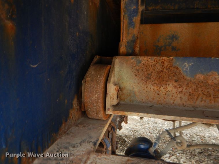 image for item DS6296 2001 Great Dane  extendable flatbed trailer