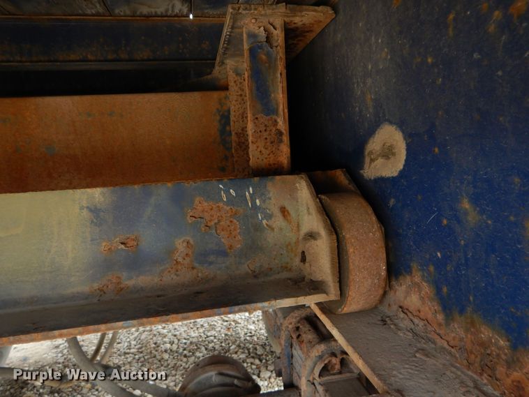 image for item DS6296 2001 Great Dane  extendable flatbed trailer