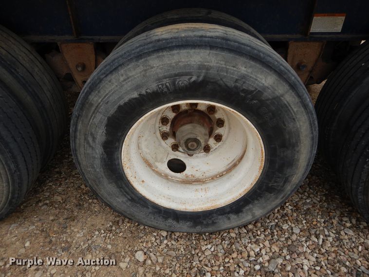 image for item DS6296 2001 Great Dane  extendable flatbed trailer