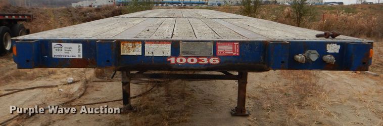 image for item DS6297 2001 Great Dane  extendable flatbed trailer