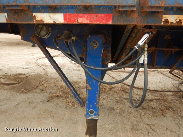 image for item DS6297 2001 Great Dane  extendable flatbed trailer