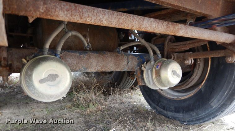 image for item DS6297 2001 Great Dane  extendable flatbed trailer