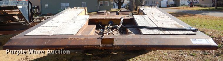 image for item DS8246 1997 Load King 503 DFP  lowboy equipment trailer