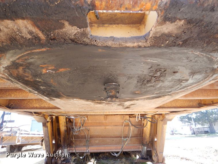 image for item DS8246 1997 Load King 503 DFP  lowboy equipment trailer