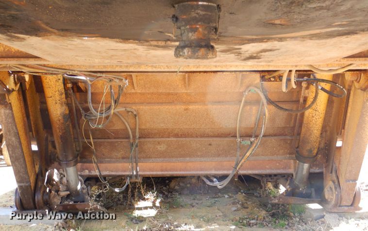 image for item DS8246 1997 Load King 503 DFP  lowboy equipment trailer