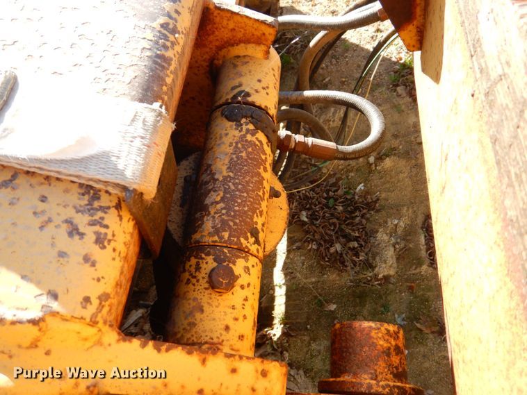 image for item DS8246 1997 Load King 503 DFP  lowboy equipment trailer