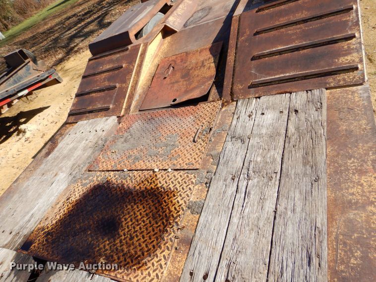 image for item DS8246 1997 Load King 503 DFP  lowboy equipment trailer