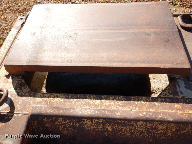 image for item DS8246 1997 Load King 503 DFP  lowboy equipment trailer