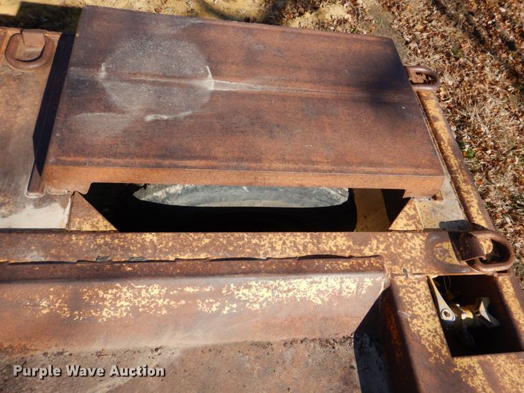 image for item DS8246 1997 Load King 503 DFP  lowboy equipment trailer