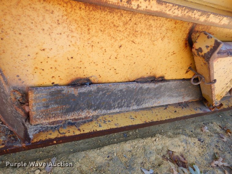 image for item DS8246 1997 Load King 503 DFP  lowboy equipment trailer