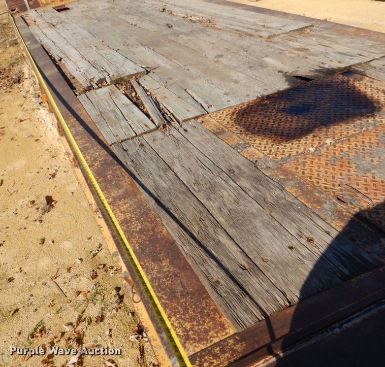 image for item DS8246 1997 Load King 503 DFP  lowboy equipment trailer