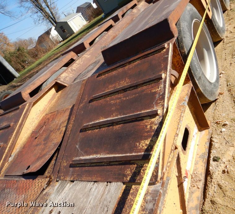 image for item DS8246 1997 Load King 503 DFP  lowboy equipment trailer