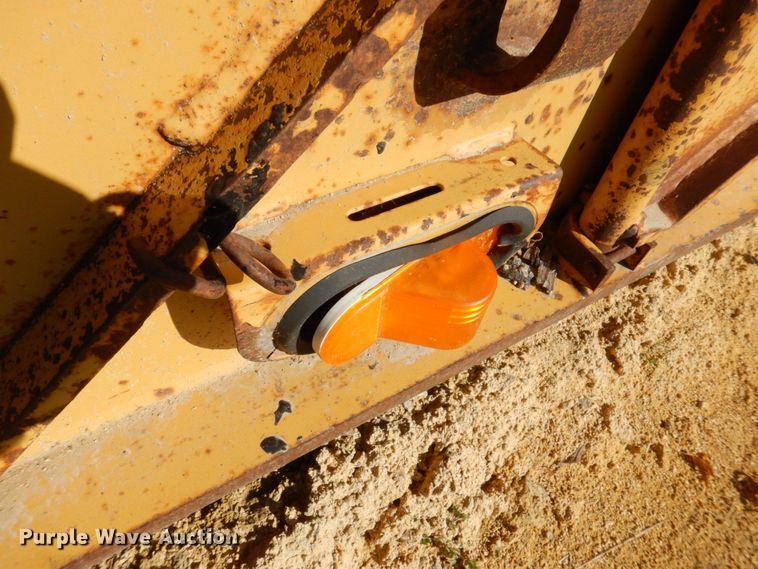 image for item DS8246 1997 Load King 503 DFP  lowboy equipment trailer