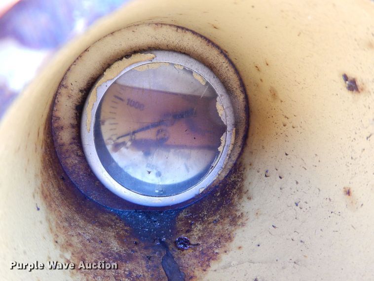 image for item DS8246 1997 Load King 503 DFP  lowboy equipment trailer