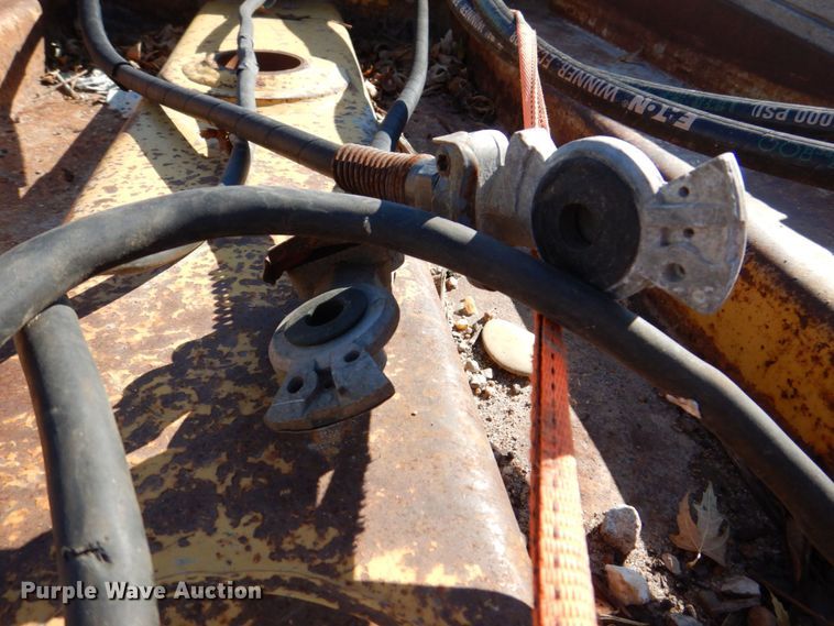 image for item DS8246 1997 Load King 503 DFP  lowboy equipment trailer