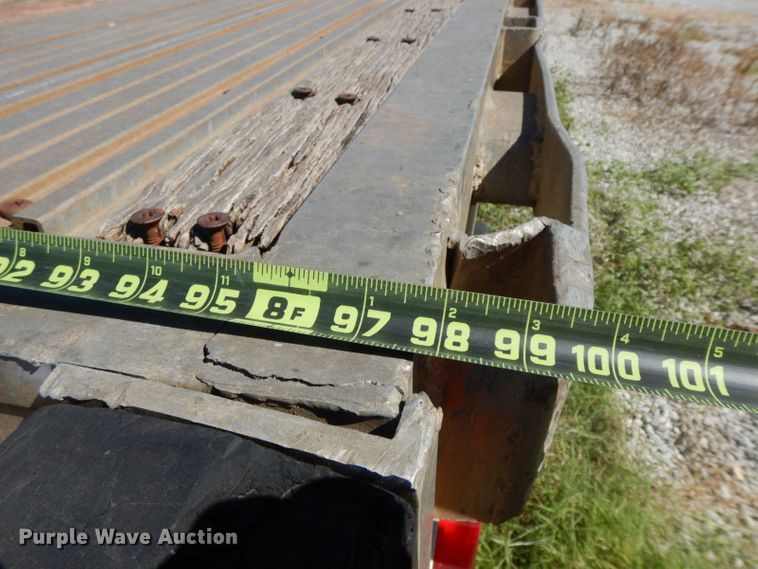 image for item HF9385 1998 Transcraft  flatbed trailer