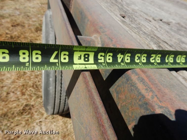 image for item HF9388 1985 Lufkin  flatbed trailer