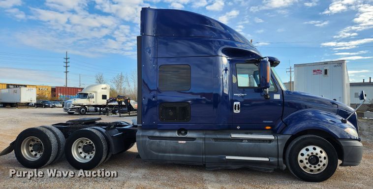 image for item JB9778 2014 International ProStar  semi truck