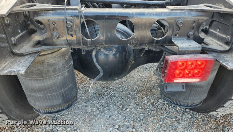 image for item JB9778 2014 International ProStar  semi truck