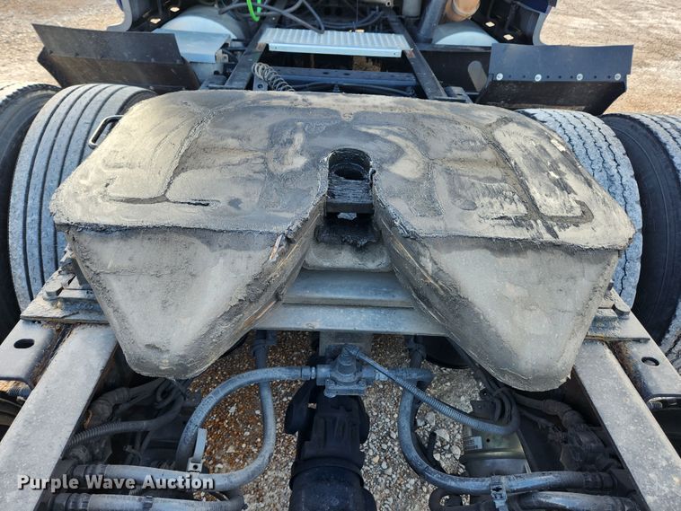 image for item JB9778 2014 International ProStar  semi truck