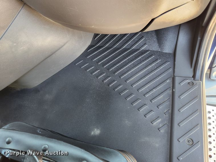 image for item JB9778 2014 International ProStar  semi truck