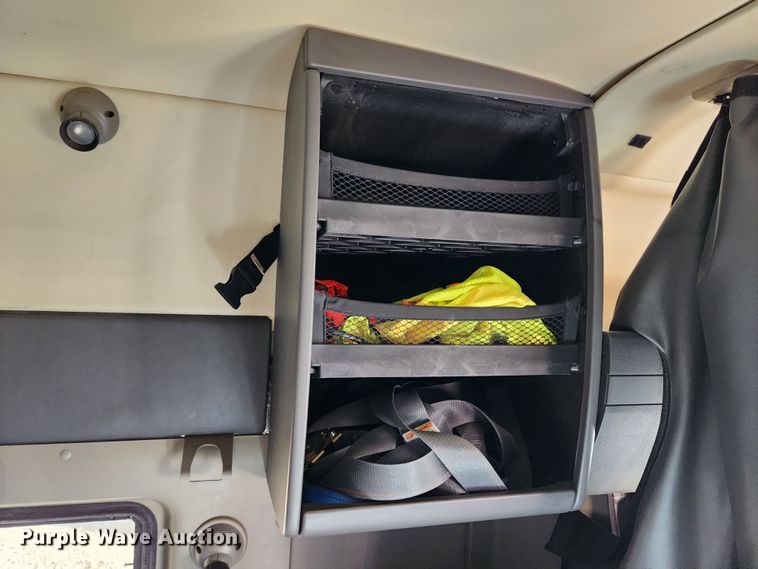 image for item JB9778 2014 International ProStar  semi truck