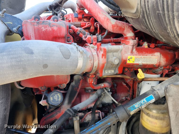 image for item JB9778 2014 International ProStar  semi truck