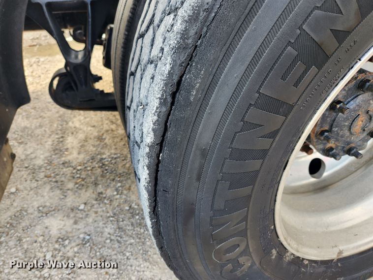 image for item JB9778 2014 International ProStar  semi truck