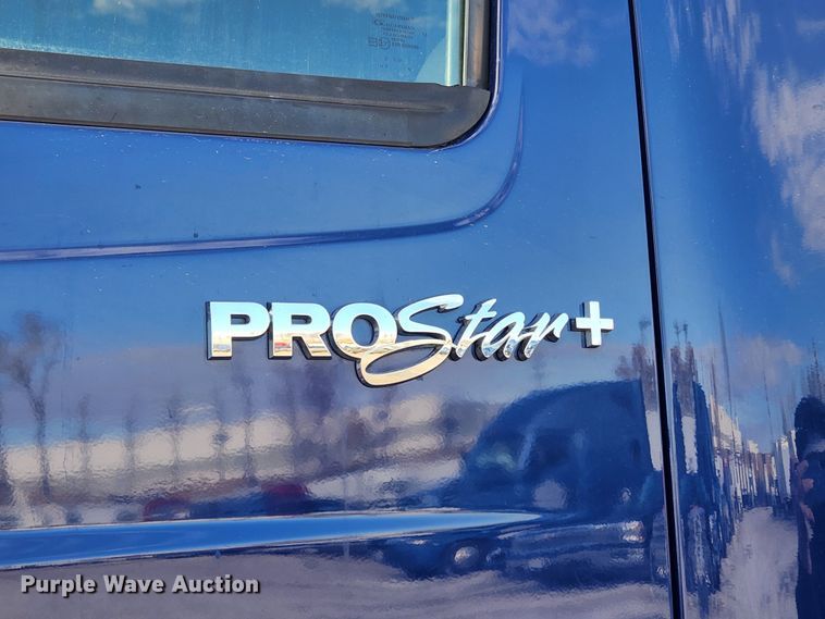 image for item JB9778 2014 International ProStar  semi truck